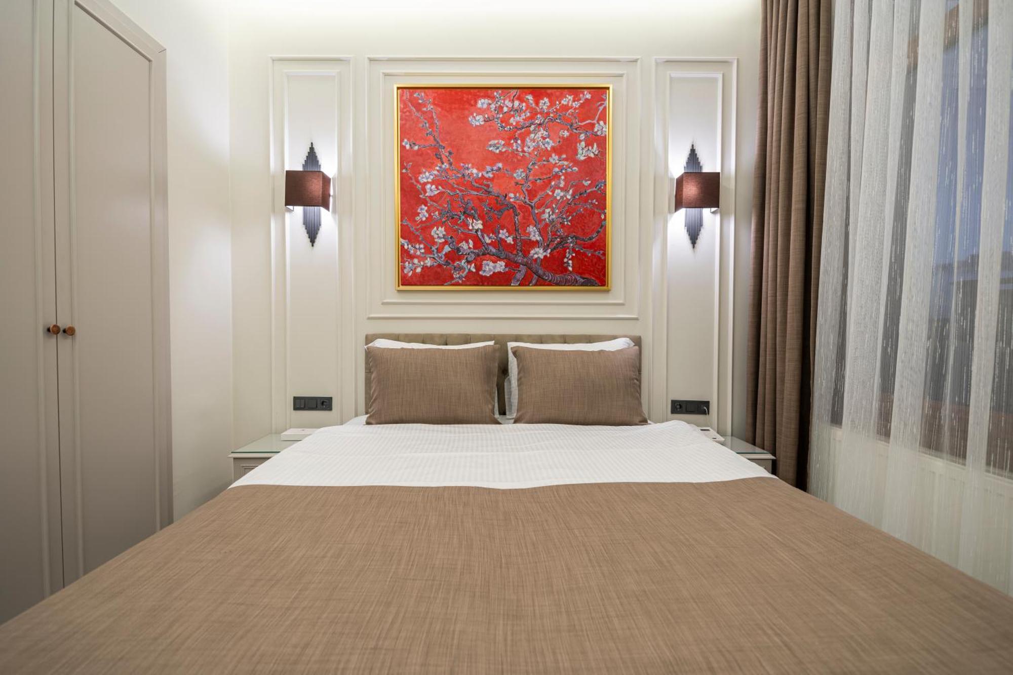 Pera Luna Premium Hotel Istanbul Exterior photo