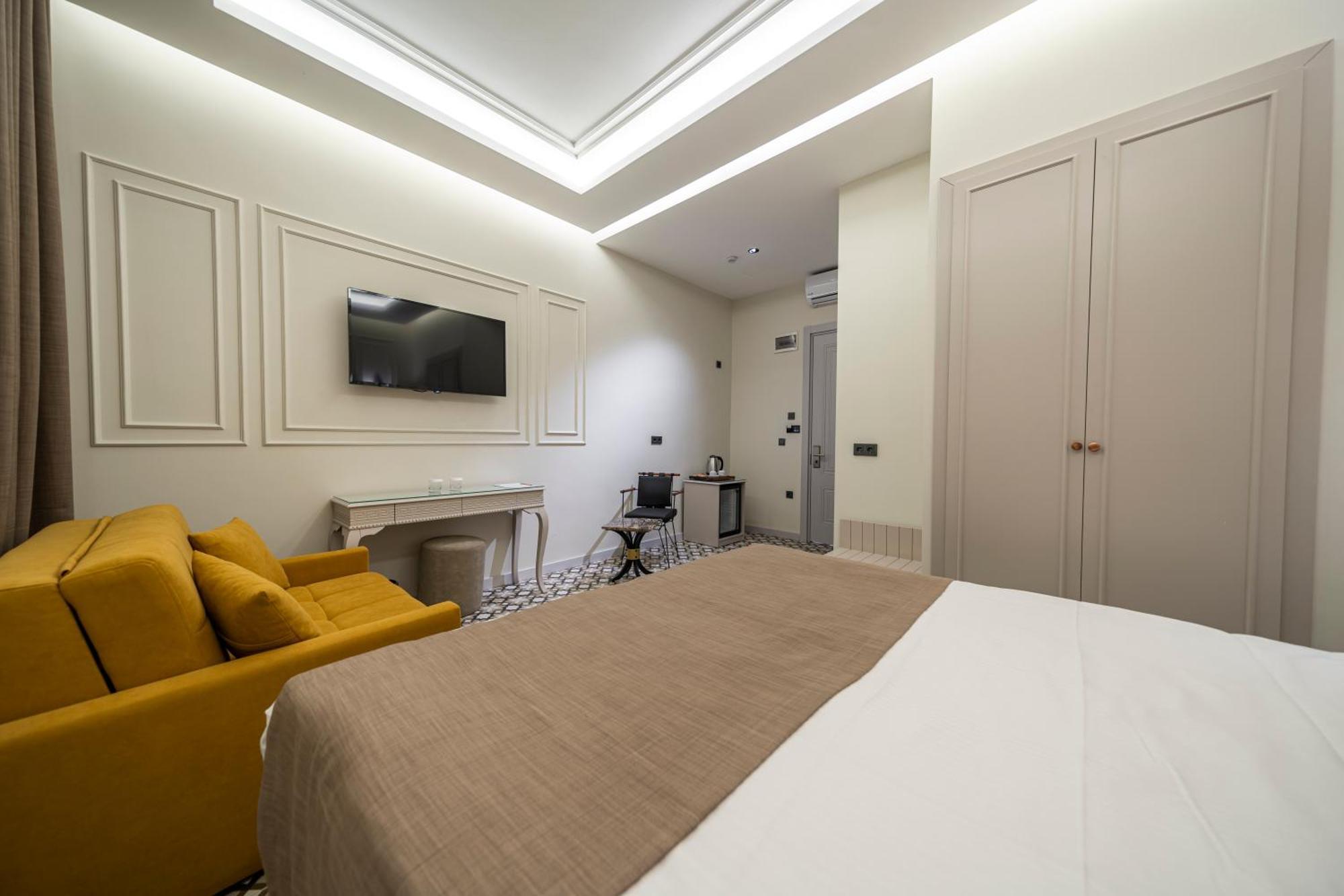 Pera Luna Premium Hotel Istanbul Exterior photo
